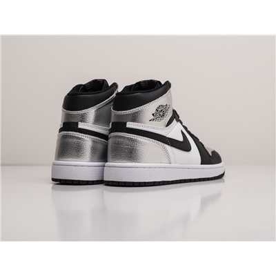 Кроссовки Nike Air Jordan 1 Mid