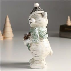 Фигурка полистоун «Медвежонок в шапке и шарфе с охапкой шишек», 7.5×9.5×18.5 см