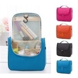 Сумка для туалетных принадлежностей