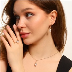 Комплект ювелирной бижутерии коллекция "Дубай" серьги, кулон и кольцо 19 р, покрытие позолота, вставка: фианиты и искусственный жемчуг, арт.213.477-19