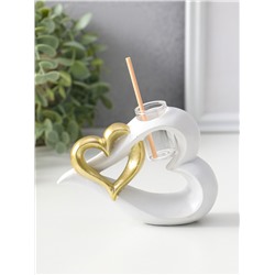 Аромадиффузор для эфирных масел с палочками «Сплетённые сердца», полистоун, белый с золотом, 4.7×12.3×9 см