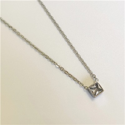 Колье из стали