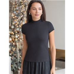 Футболка из фактурного трикотажа в рубчик