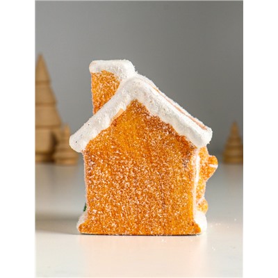 Фигурка светящаяся «Пряничка у домика», керамика, 8.5×6×11.5 см, МИКС