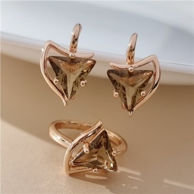 Комплект ювелирной бижутерии коллекция "Дубай" серьги и кольцо 18 р, покрытие позолота, вставка: стекло, цвет: коричневый, арт.414.262-18