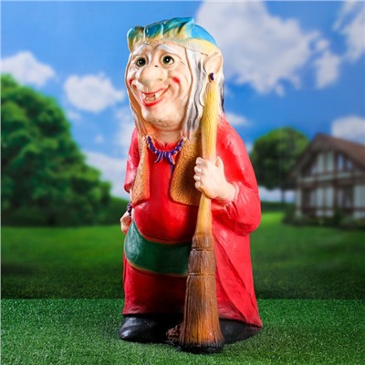 Садовая фигура из гипса «Бабка-Ёжка стоя», 33×35×65 см, МИКС