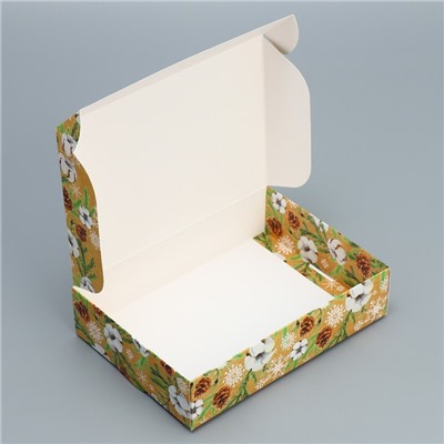 Коробка подарочная новогодняя складная «Новогодняя ботаника», 21×15×5 см