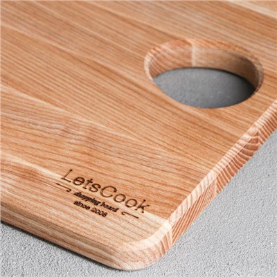 Доска для подачи сыра и вина, 28×28×2 см, массив ясеня