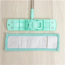 Швабра для мытья пола плоская Доляна, насадка из микрофибры 40×10 см, телескопическая стальная ручка 68(122) см