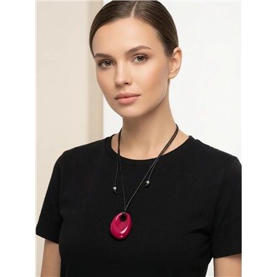 Кулон на шнурке