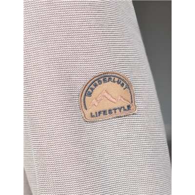 Джемпер легкий из фактурного эластичного трикотажа с принтом