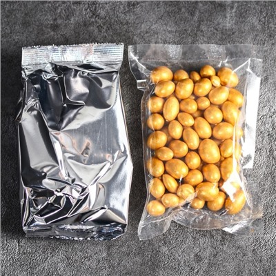 Подарочный набор For real man, чай чёрный, орехи в шоколадной глазури