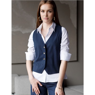 Жилет из костюмной ткани