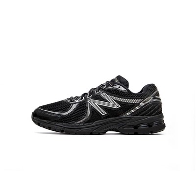 Кроссовки New Balance 860v2