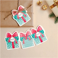 Шильдик новогодний декоративный на подарок «Кому-то очень хорошему», 6.5×7.5 см