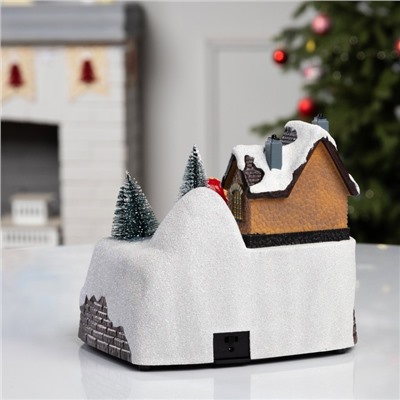 Светодиодная фигура «Поезд и снеговик» 20×20×16 см, полистоун, батарейки ААх3 (не в комплекте), USB, свечение тёплый белый