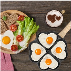 Сковородка секционная антипригарная сковорода для яичницы оладий завтраков 4 сердечка