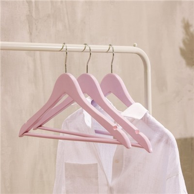 Плечики - вешалки LaDо́m Brillant, 44.5×23×1.2 см, 3 шт., деревянные, широкие плечики, цвет розовый