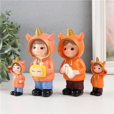 Набор фигурок полистоун «Малыши в толстовках с единорогом», 4 шт., 2.5×2×7 4.5×3.5×12 см