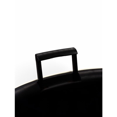 Кашпо для цветов «Шэнк», 29 л, d=35.7 см, h=36.6 см, пластиковое, с автополивом, со вставкой, на ножках, белое