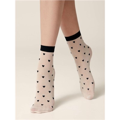 Полиамидные CONTE FANTASY Тонкие носки с рисунком "сердечки"