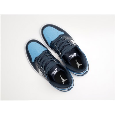 Кроссовки Nike Air Jordan 1 Mid