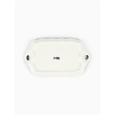 Блюдо керамическое «Новогодние олени», 23×13×2.5 см, ручная работа