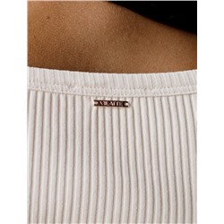 Топ из трикотажа в широкий рубчик