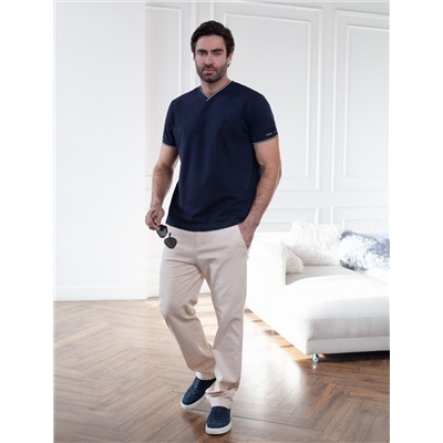 Футболка с V-вырезом из премиального хлопка с эластаном