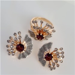 Комплект ювелирная бижутерия коллекция  "Дубай" серьги и кольцо 17 р, покрытие: позолота, вставка: фианит, цвет: фиолетовый и прозрачный, арт.313.111-17