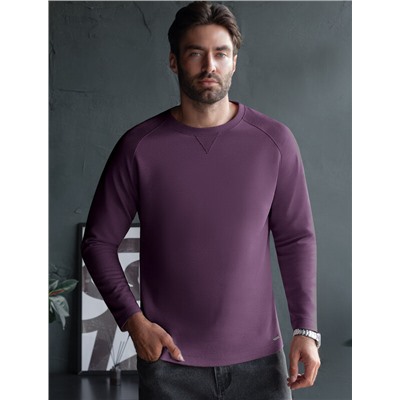 Джемпер базовый из мягкого фактурного трикотажа с круглым воротом