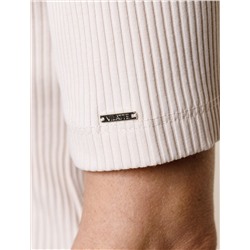 Водолазка из фактурного трикотажа в рубчик