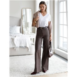 Футболка из премиального хлопка с V-образным вырезом