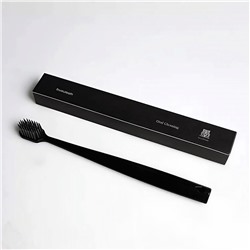 Зубная щетка с бамбуковым углем «Thinkuteeth»