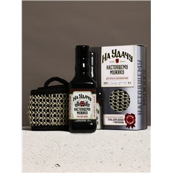 Подарочный набор «На удачу», гель для душа во флаконе виски, чёрный и мочалка лента, Чистое счастье