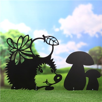 Садовые фигуры из металла «Ежик с грибами», чёрные