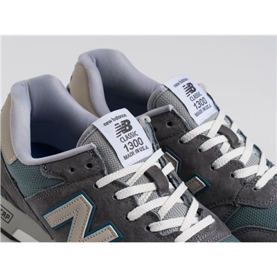 Кроссовки New Balance 1300