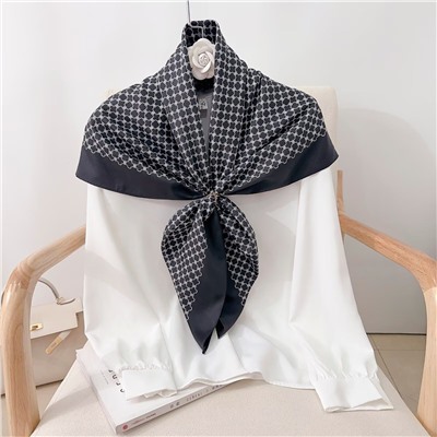 Платок шелковый на голову и шею весенний, мультицвет