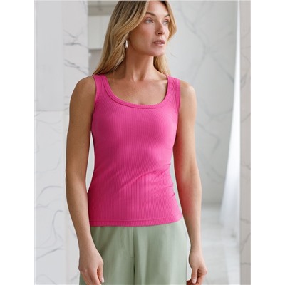 Топ из трикотажа в широкий рубчик