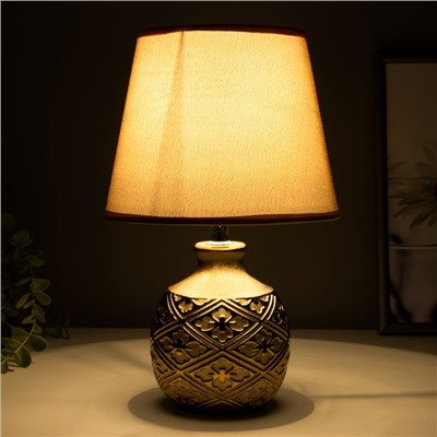 Настольная лампа Голдис E14 40 Вт золото 20×20×32 см RISALUX