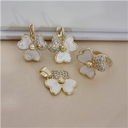 Комплект ювелирной бижутерии Итальянское золото (покрытие желтое 14к), серьги, кулон и кольцо 20 р, вставка: искусственный перламутр и цирконы, цвет: белый и прозрачный, арт.217.521-20