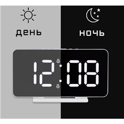 Часы электронные настольные, USB, календарь, подсветка, будильник, термометр, на подвесе