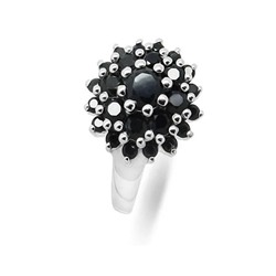 Кольцо из серебра сапфир корунд, Ежевичка