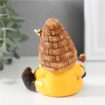 Фигурка полистоун «Гномик с пчёлами и с ульем», 5×7×9 см, МИКС