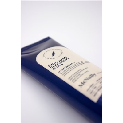MCNALLY - ПЕНКА ДЛЯ УМЫВАНИЯ С ГИАЛУРОНОВОЙ КИСЛОТОЙ SIGNATURE CLEANSING FOAM HYALURONIC, 150 МЛ