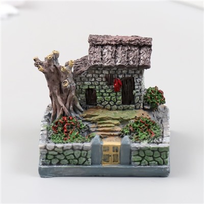 Фигурка для флорариума полистоун «Каменный дом с садиком», 7×6×6.5 см