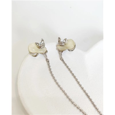 Стильные серьги