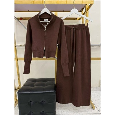 Спортивный костюм #23058523