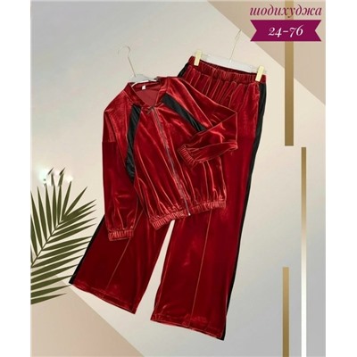 Спортивный костюм #23115376