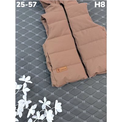 Жилет H8 коричневый